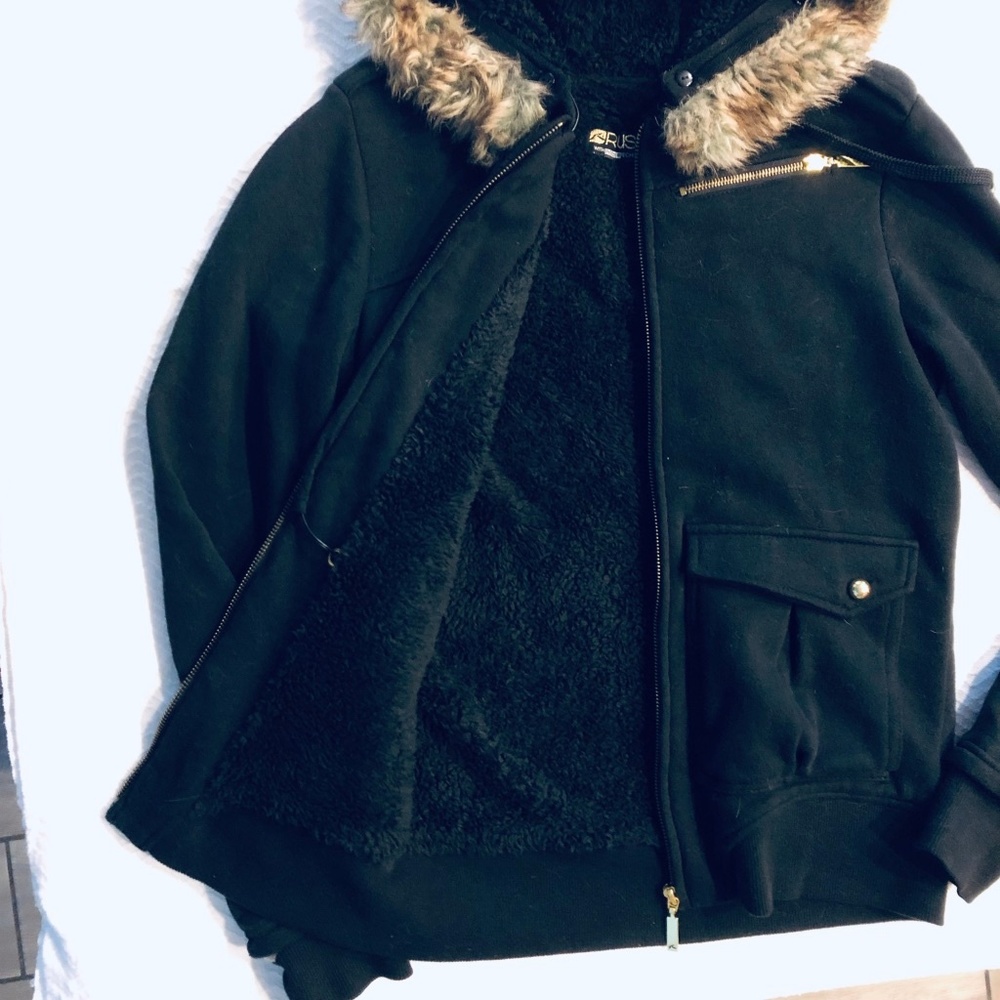 Rusty Jacket - Picture 2 of 7
